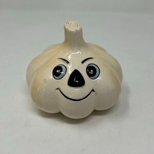 Vtg Anthropomorphic Ceramic Garlic Shaker Face Powder Pepper Salt